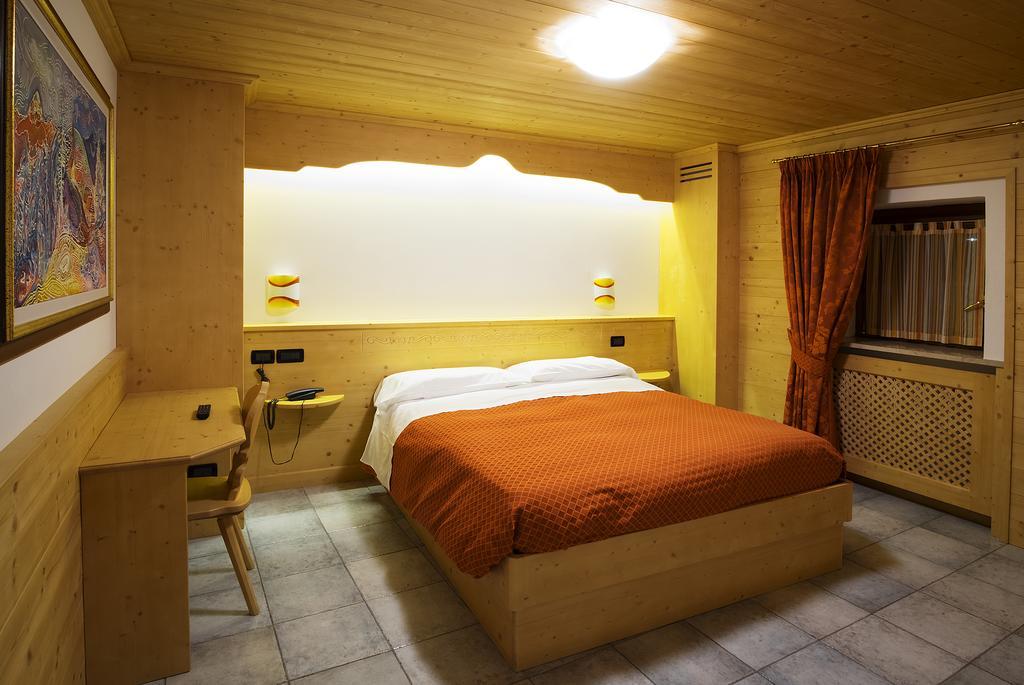 Hotel Raibl E Appartamenti Tarvisio Ngoại thất bức ảnh